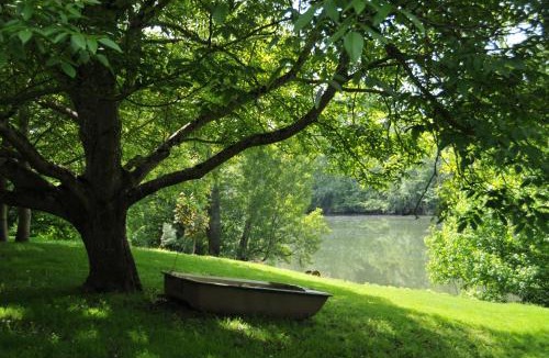 Saint-Sulpice Bed & Breakfast | L'Isatis