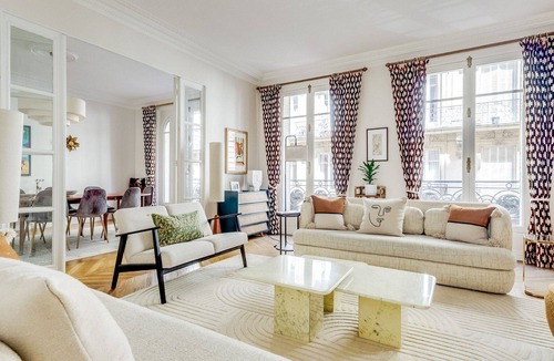 Quartier de la Plaine-de-Monceaux Apartment | L'Ivoire – Elegant Family Haven-by Mon Petit Faré