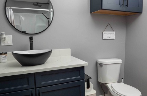 Arlington Apartment | L&J Brand New Jax Studio!