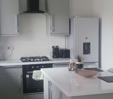 Cheetham Hill Apartment | L&LSTAYS 3 EVERSIDE DRIVe