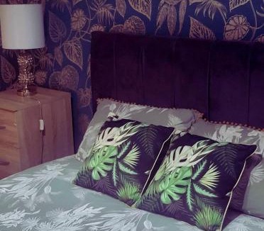 Cheetham Hill Apartment | L&LSTAYS 3 EVERSIDE DRIVe