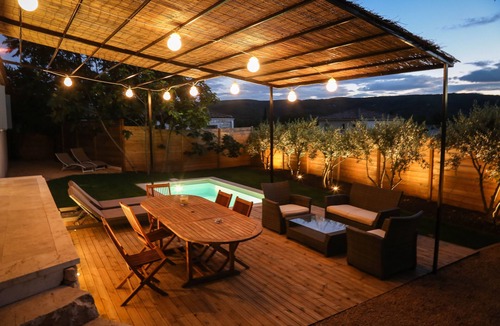 Saint-Andre-de-Roquepertuis House | L'Olivette - 110m2 + Private Pool 2 to 6 people Air-conditioned