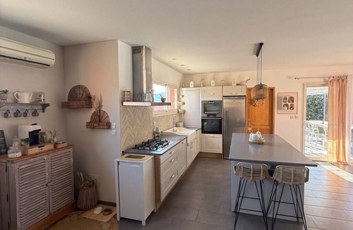 Le Bosc House | L'Oasis du Bosc House + Studio