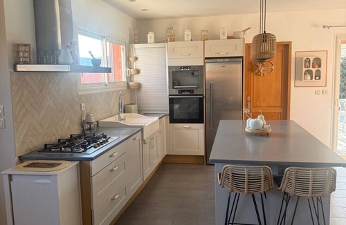 Le Bosc House | L'Oasis du Bosc House + Studio