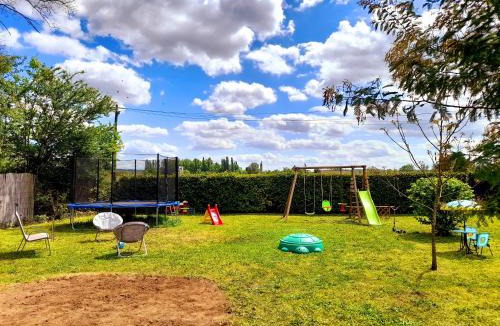 Saint-Germain-et-Mons Apartment | L'oasis