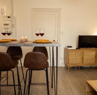 Montoir-de-Bretagne Apartment | L'Oasis - T2 Ambiance cactus et confort moderne
