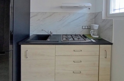 Rieux-Minervois House | l'Obrador 25 m2 - Kitchen & terrace - pool access