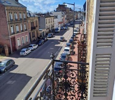 Cote Est Soquence Apartment | L'Observatoire