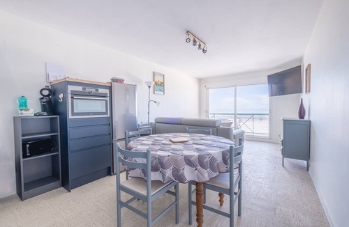Tharon-Plage Apartment | L'Océanide - Vue mer pour 6 voyageurs