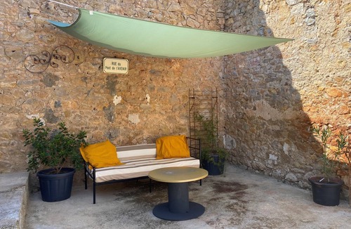 Ferrals-les-Corbieres House | L'octroi, Village house with patio