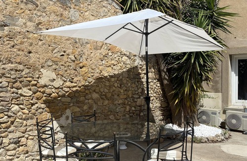 Ferrals-les-Corbieres House | L'octroi, Village house with patio