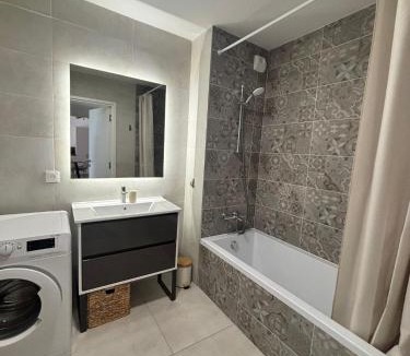 Saint-Laurent-du-Var Apartment | L'Odyssée