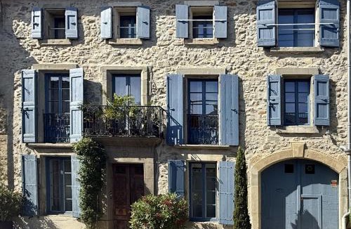 Roubia House | L'oiseau Bleu FLAMANT