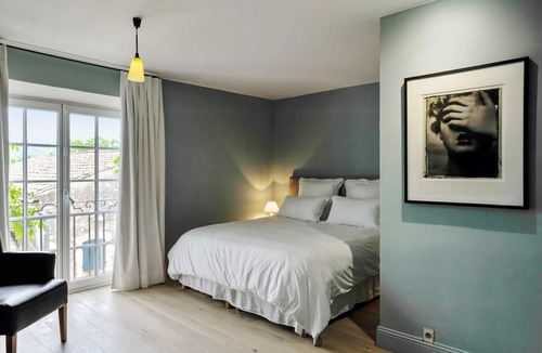 Eygalieres Bed & Breakfast | L'Oiseau qui Chante