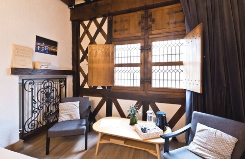 Downtown Angers House | L'Oisellerie historic half-timbered house, Angers town center.
