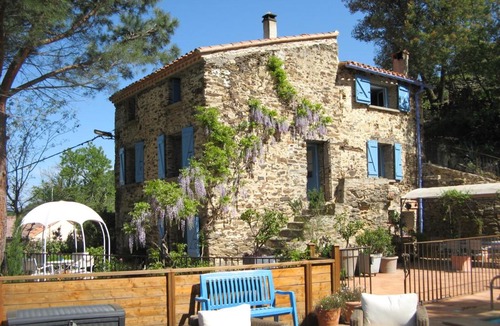 Saint-Michel-de-Llotes Bed & Breakfast | L'Oliveraie des 3 Mas