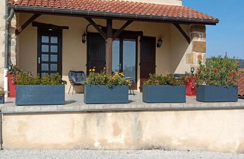 Chateau Bed & Breakfast | L OLIVIER DE ST LEGER