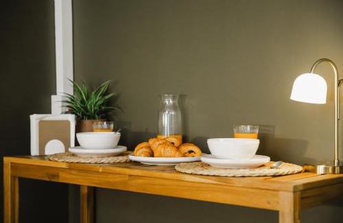Saint-Julien Apartment | L'Olivier Urbain - Centre Ville - Wifi & Commerces
