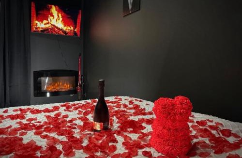 Montcresson Apartment | L ombre des sens suite de luxe intime