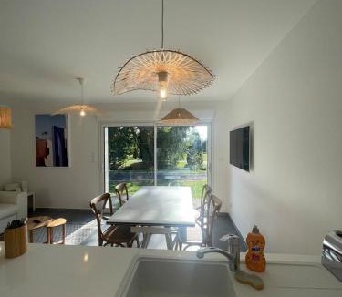 Les Attaques Apartment | L'Opale - Le White