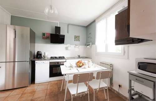 Peyriac-de-Mer House | L'Oppidum - Three Bedroom House, Sleeps 8