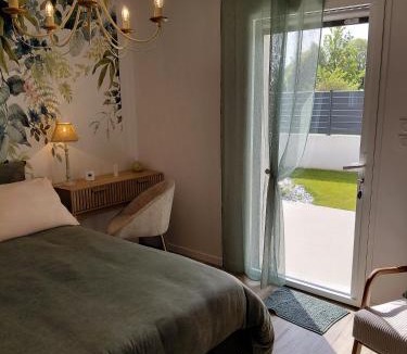 Mespaul Bed & Breakfast | L'orée de Léoret