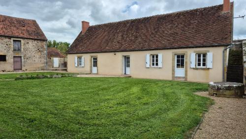 Meaulne-Vitray House | L'Orée de Tronçais