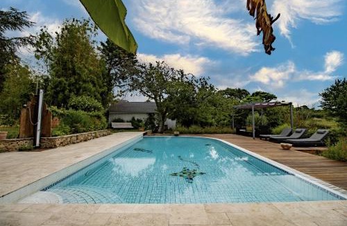 Saint-Romain-la-Virvee Apartment | L'orée des vignes