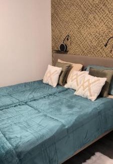 Vignoux-sur-Barangeon House | l'orée des sables