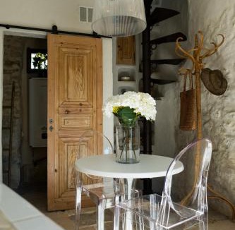 Chateauneuf-du-Pape House | L'Orée du Castel - Gîte au pied du château