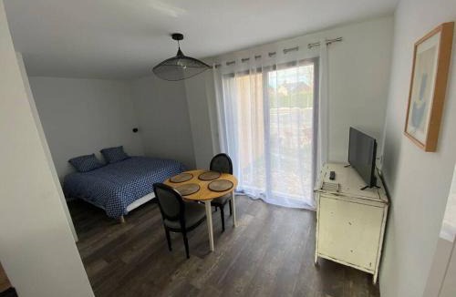 Mont-Saint-Aignan Apartment | L'Orée du Golf, studio 2