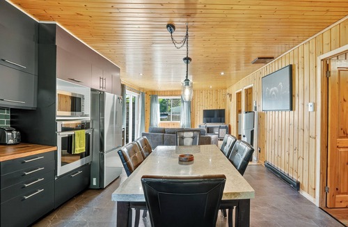 Lac-Saguay Ski Chalet | L'Orée du lac