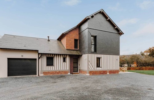 Douville-en-Auge House | "L'Oraille: Large new house in the heart of the Bocage countryside