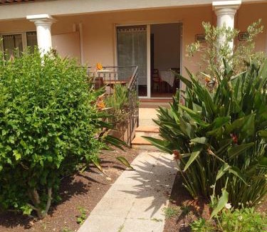 Cap-d'Antibes Apartment | L'orangerai d'Antibes