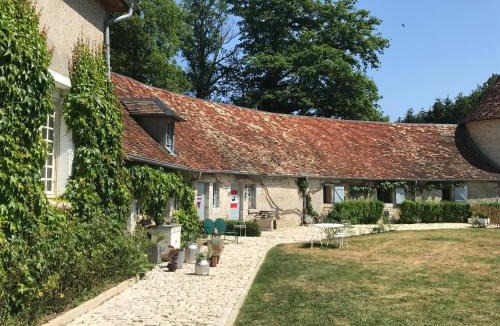 Quingey Bed & Breakfast | L’Orangerie de Malpas