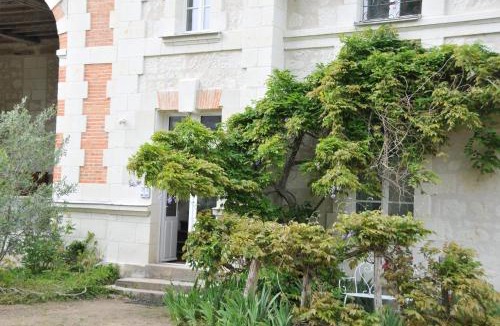 Brain-sur-Allonnes Apartment | L'Orangerie du Château - LE NID - GITE 2 Personnes