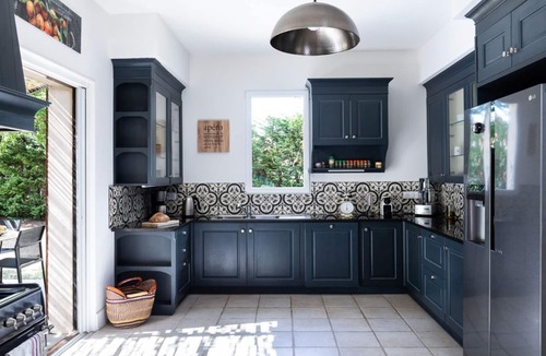 Blauzac Villa | L'orangerie - Four Bedroom Villa, Sleeps 8