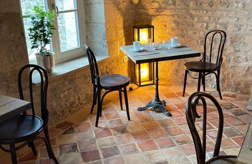 Bazoilles-sur-Meuse Bed & Breakfast | L'Orangerie
