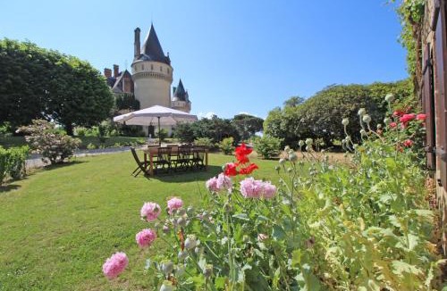 Saint-Priest-Taurion House | L'orangerie
