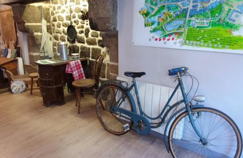 Lassay-les-Chateaux House | L'Orchidée