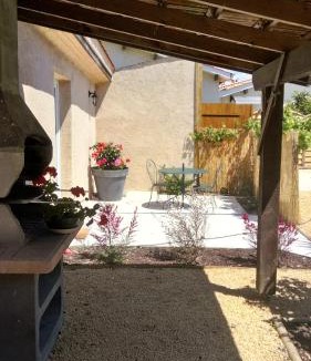 Talais House | l'orchidée