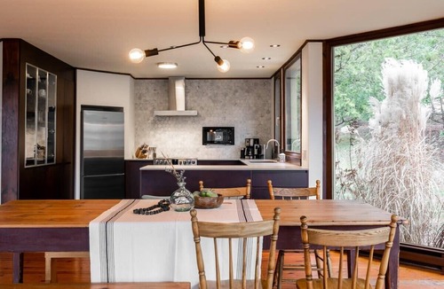 Orford House | L'Orford Forest Dream: Hot Tub, Fireplace & Views