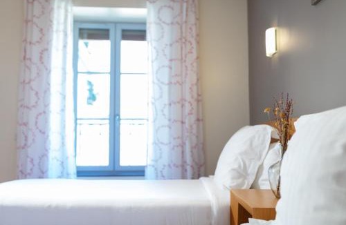 St Gervais sur Mare Hotel | L'Ortensia