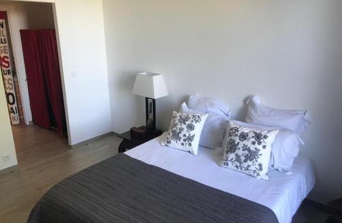 Roquefort-des-Corbieres House | L Ostalada