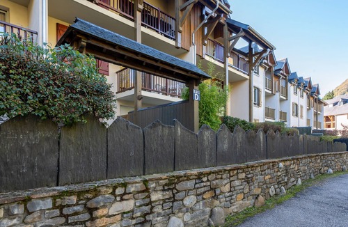 Vielle-Aure Apartment | "L'OSTALOUX: a cozy mountain apartment in Saint Lary Soulan