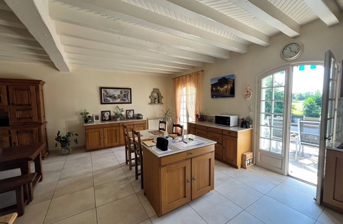 Mazirat Bed & Breakfast | L'ouche de Solange" bed and breakfast