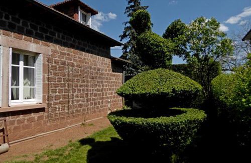 Saint-Cyprien-sur-Dourdou House | L'Oustal des Bons Vivants