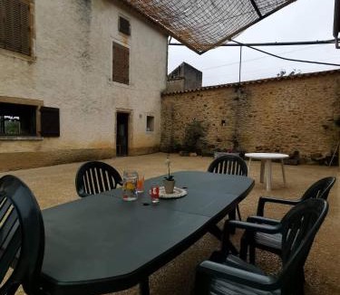 Frayssinet-le-Gelat House | L Oustal du Malbernat