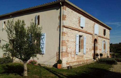 Saint-Nicolas-de-la-Grave Bed & Breakfast | L'OUSTAL D'ADELE proche Canal du Midi et Moissac