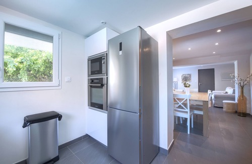 Saint-Privat-des-Vieux House | L'Oustal Occitan: Idyllic Family Escape with Private Pool